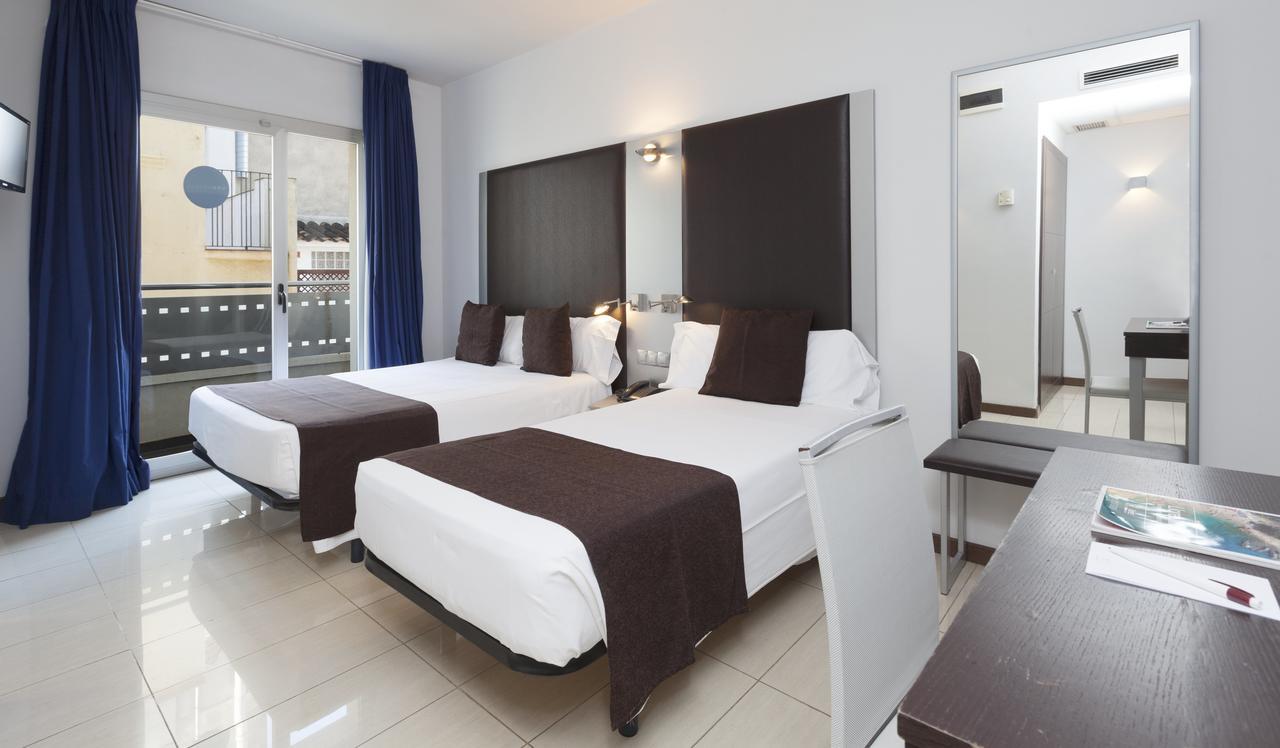 Urh Excelsior Hotel 3*